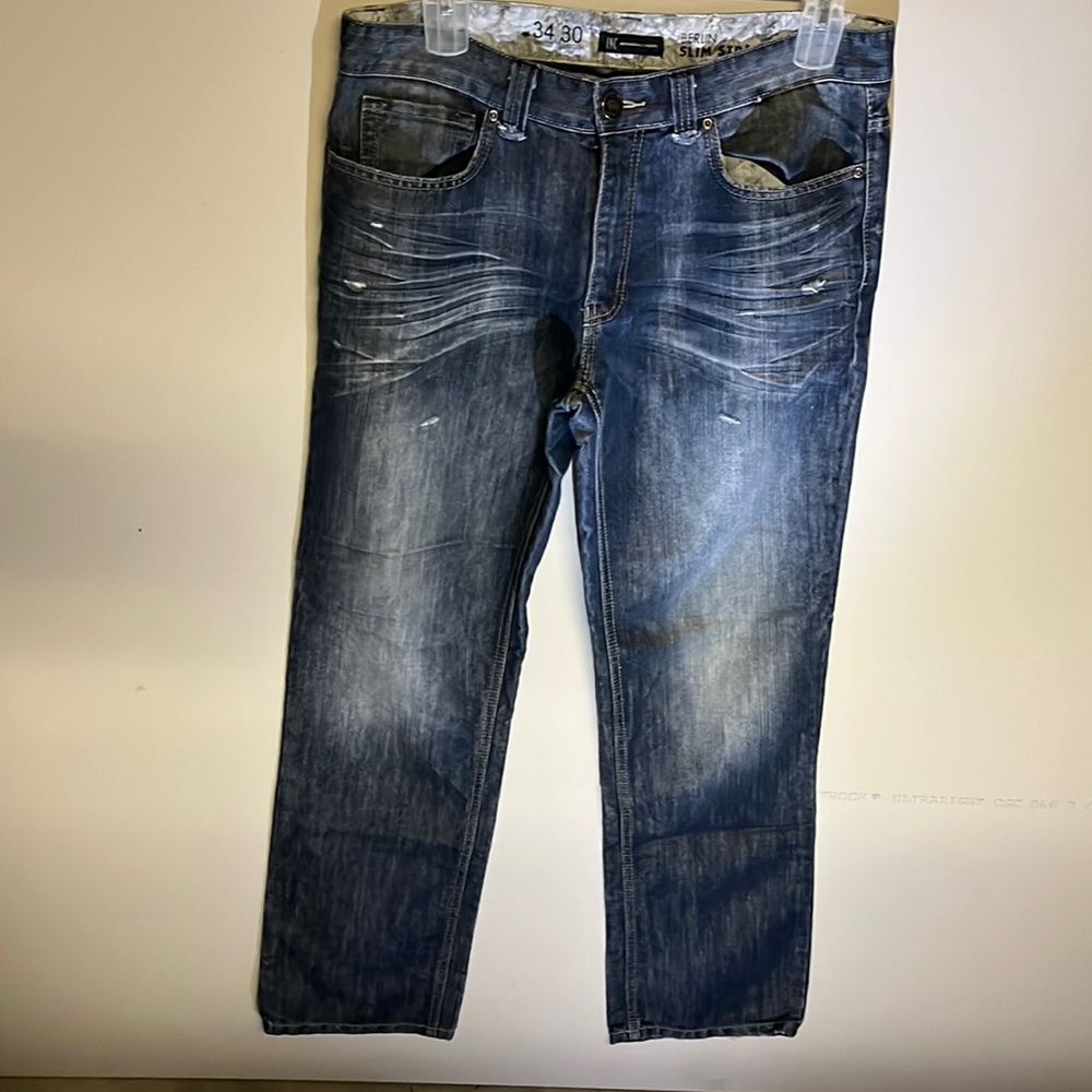 Men’s INC International Concepts Berlin Slim Straight leg jeans